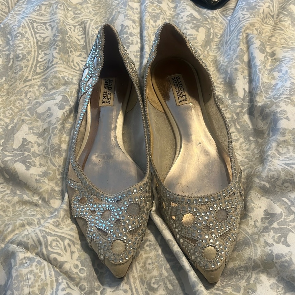Badgley Mischka flats